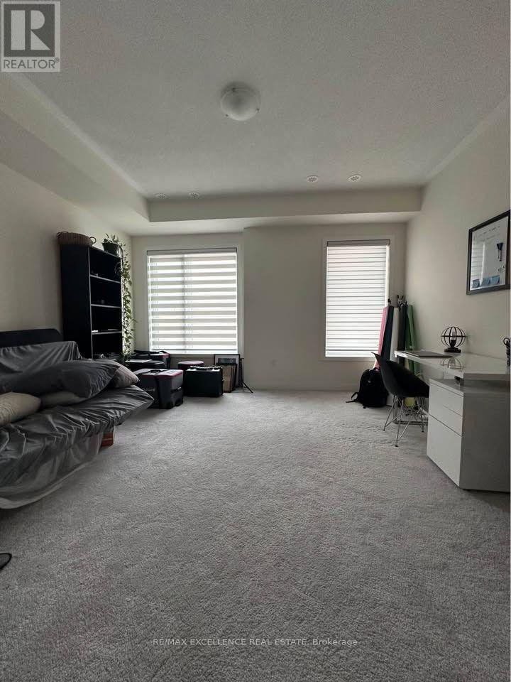 87 William Duncan Road — photo 4