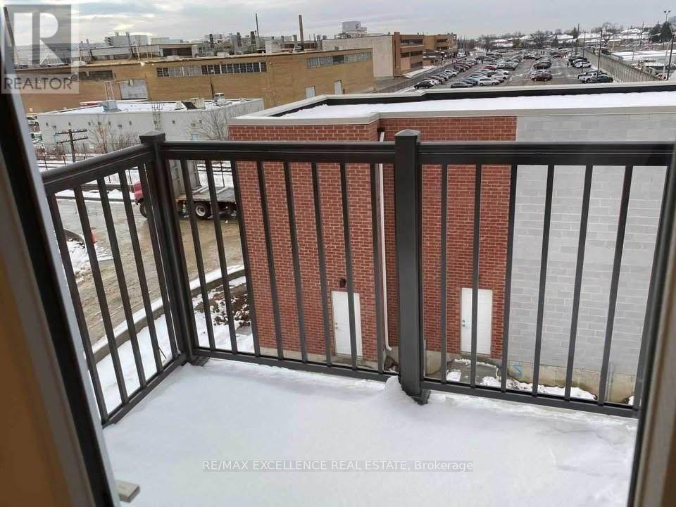 87 William Duncan Road — photo 7