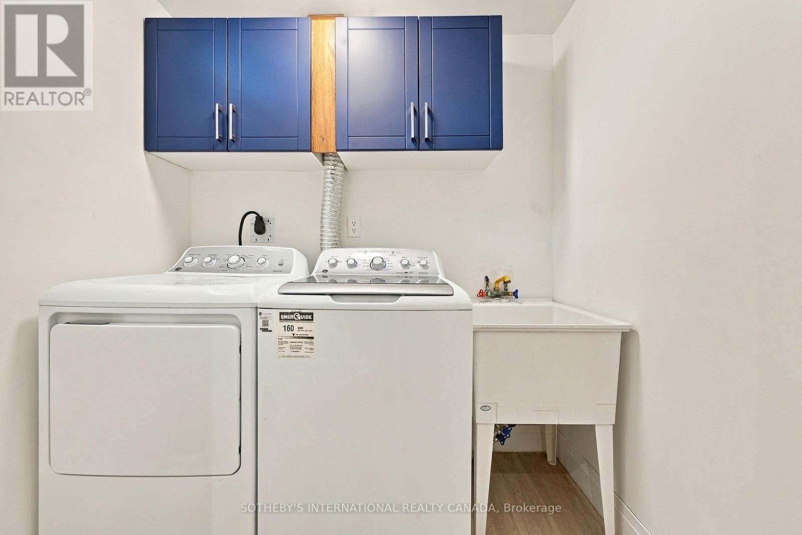 99 SANDMERE AVENUE - 35