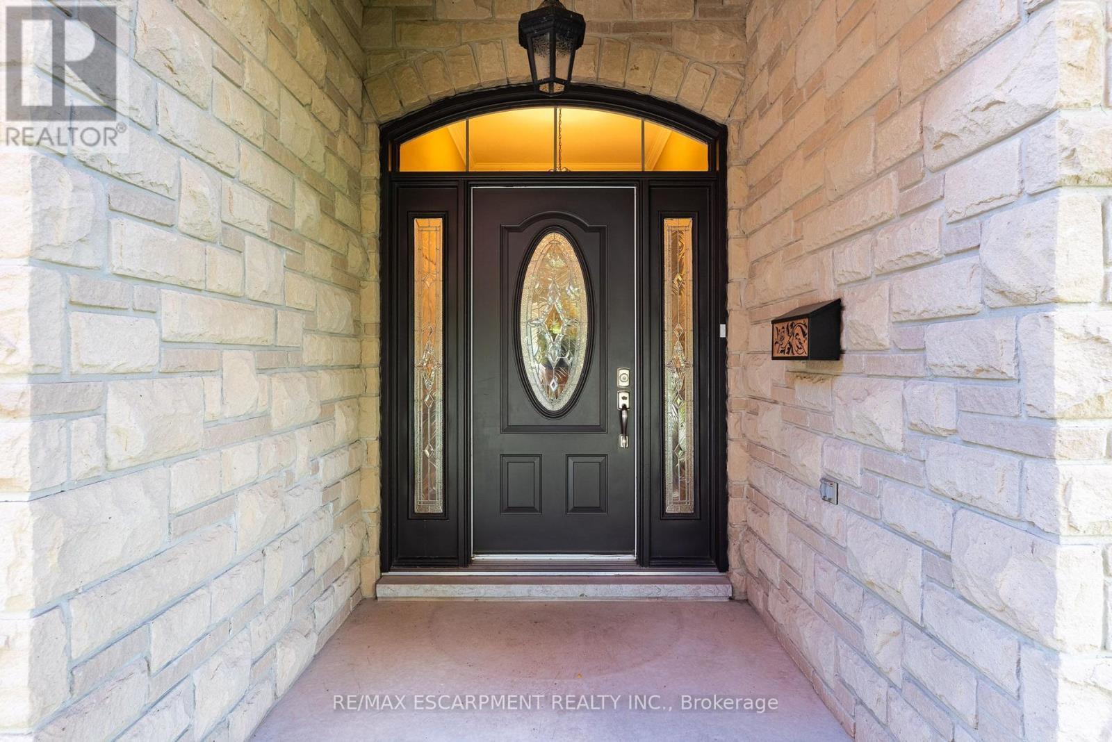 506 REGINA DRIVE, Burlington (Brant) — photo 3
