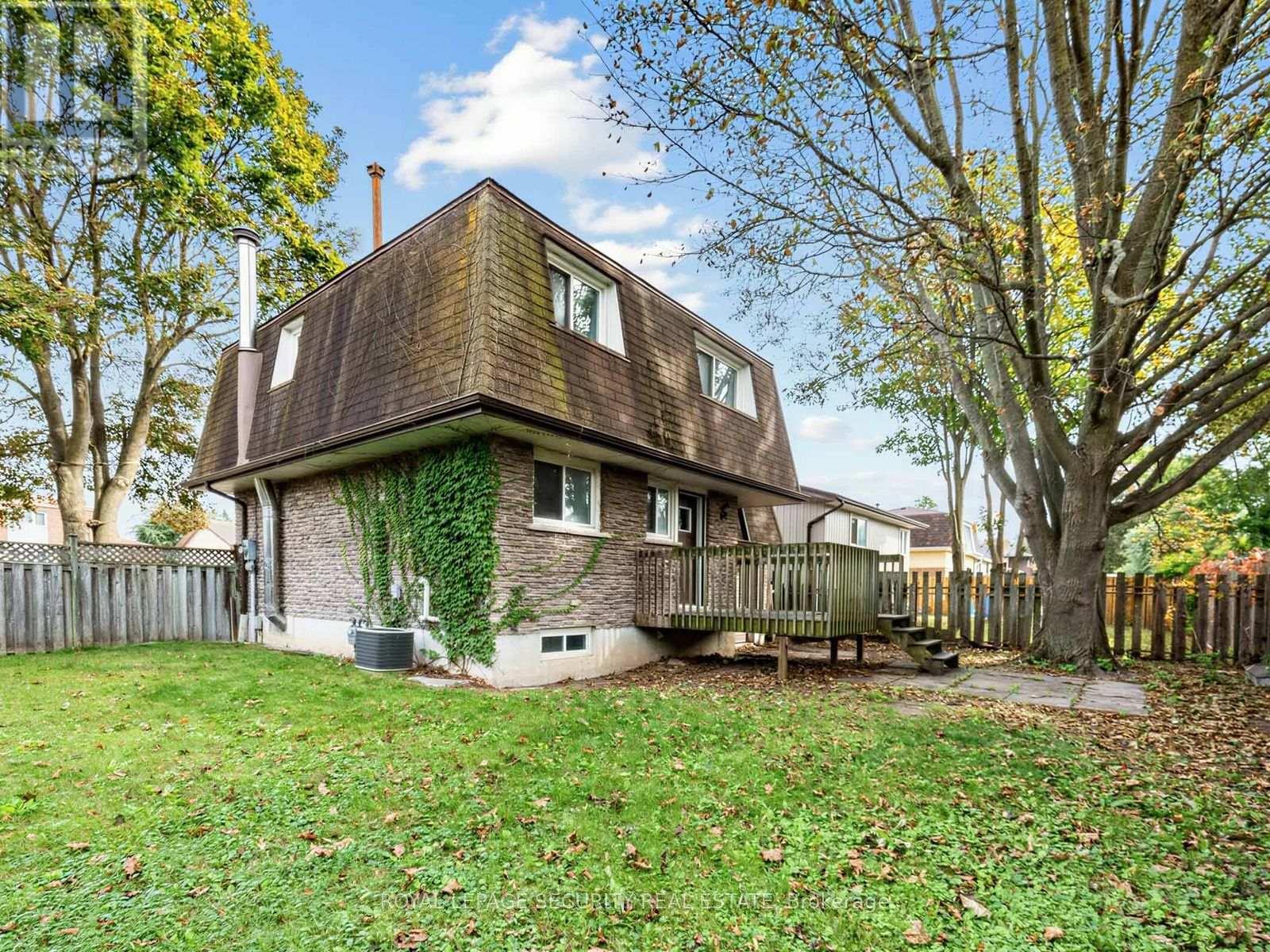 22 Harper Court, Whitby, ON photo 35