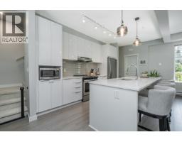 602 11295 Pazarena Place, Maple Ridge, BC V2X4K9 Photo 6