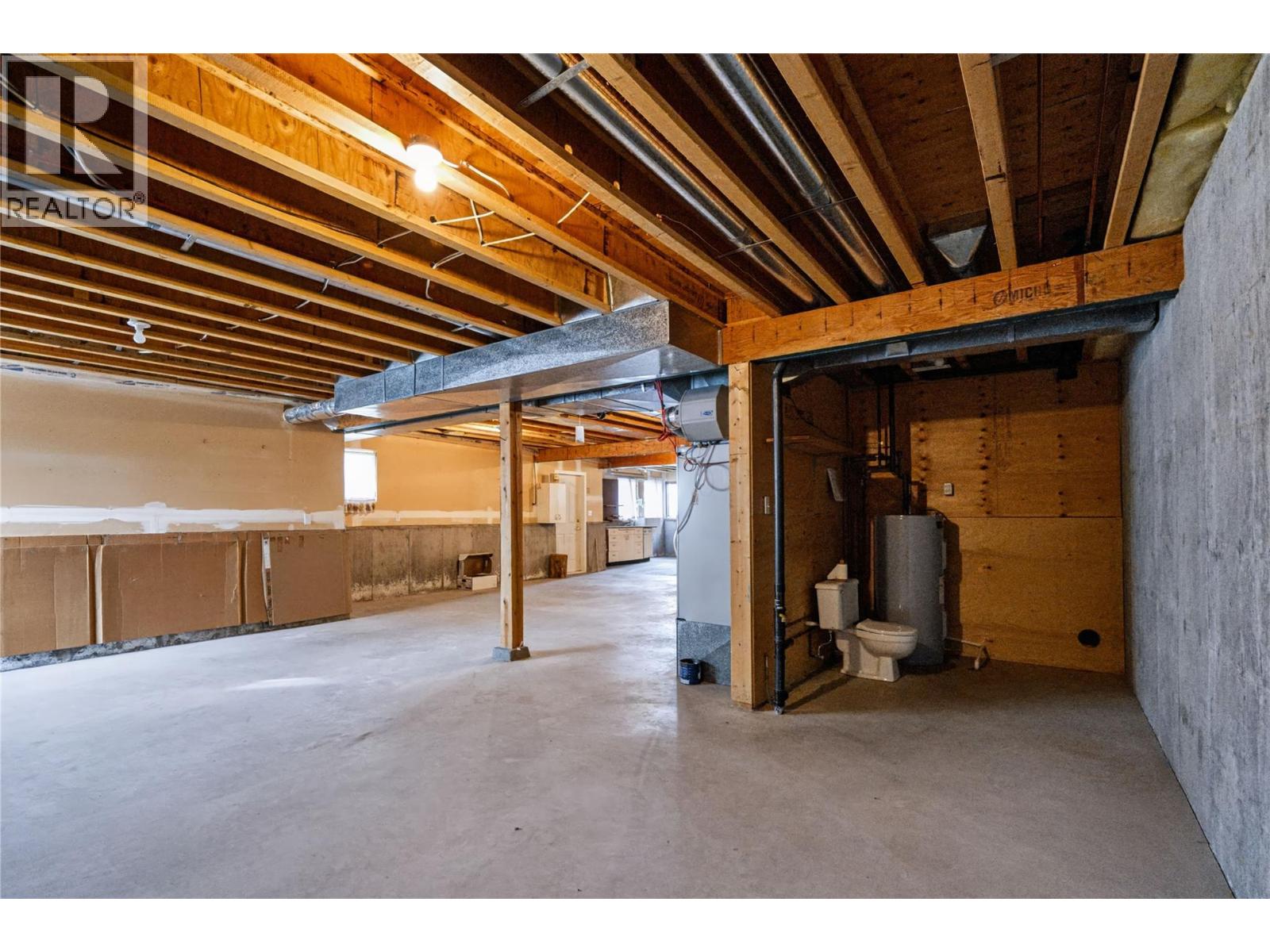3925 North Naramata Road - 17