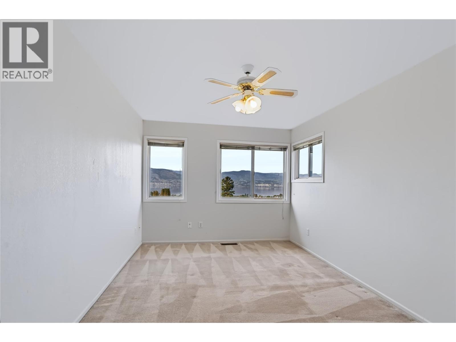 3925 North Naramata Road, Naramata