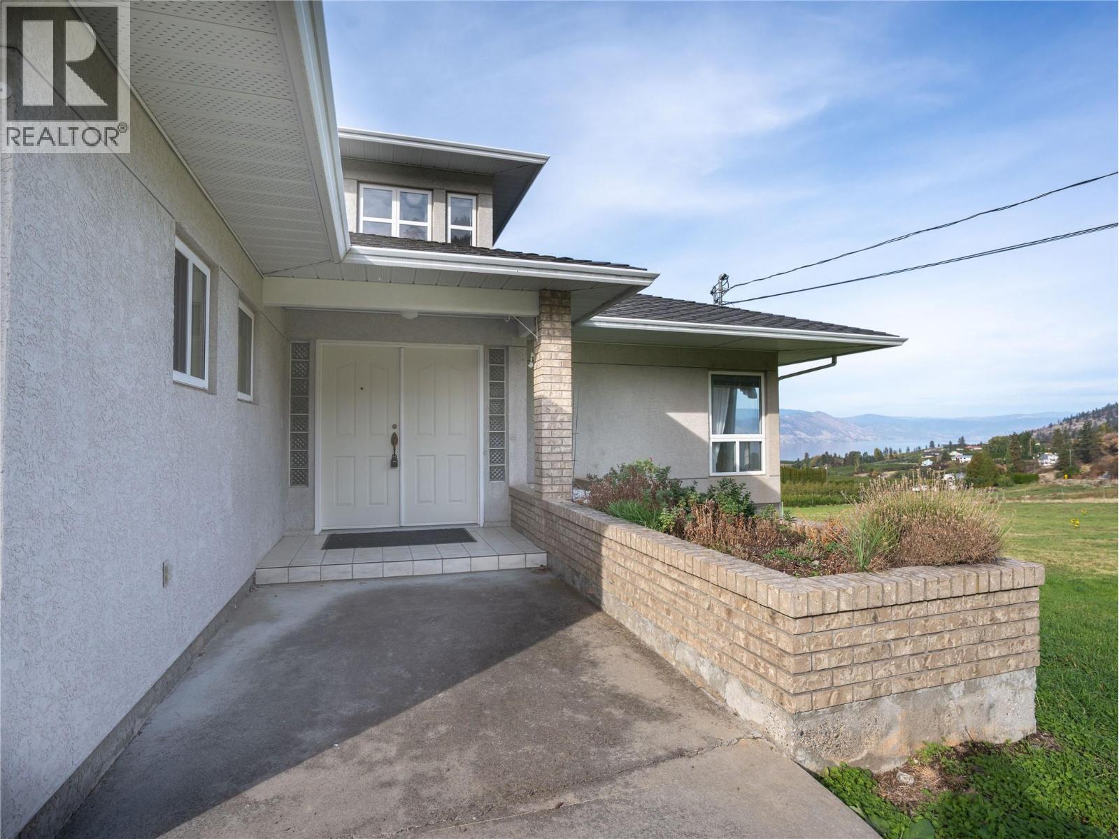 3925 North Naramata Road, Naramata