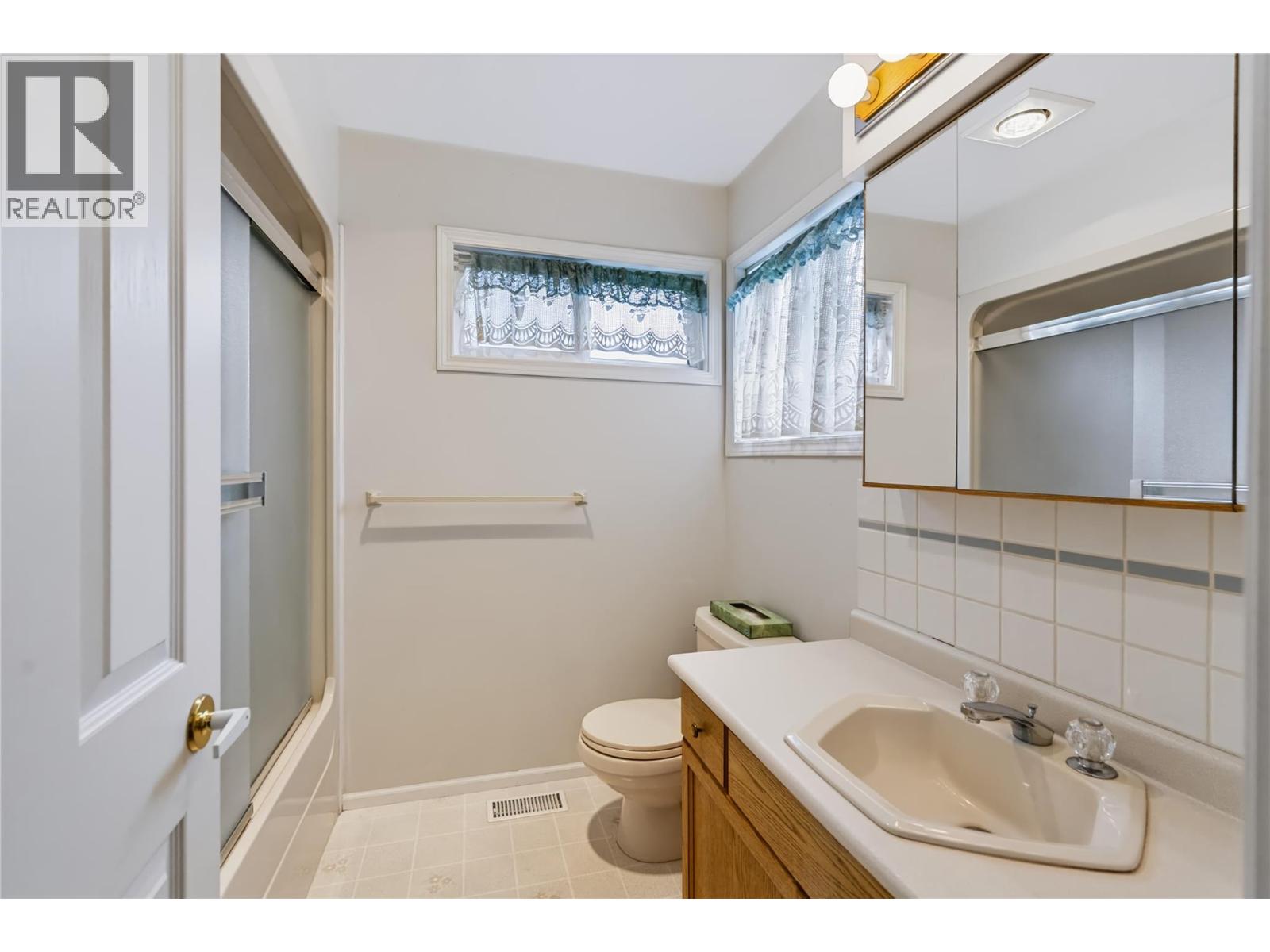 3925 North Naramata Road, Naramata