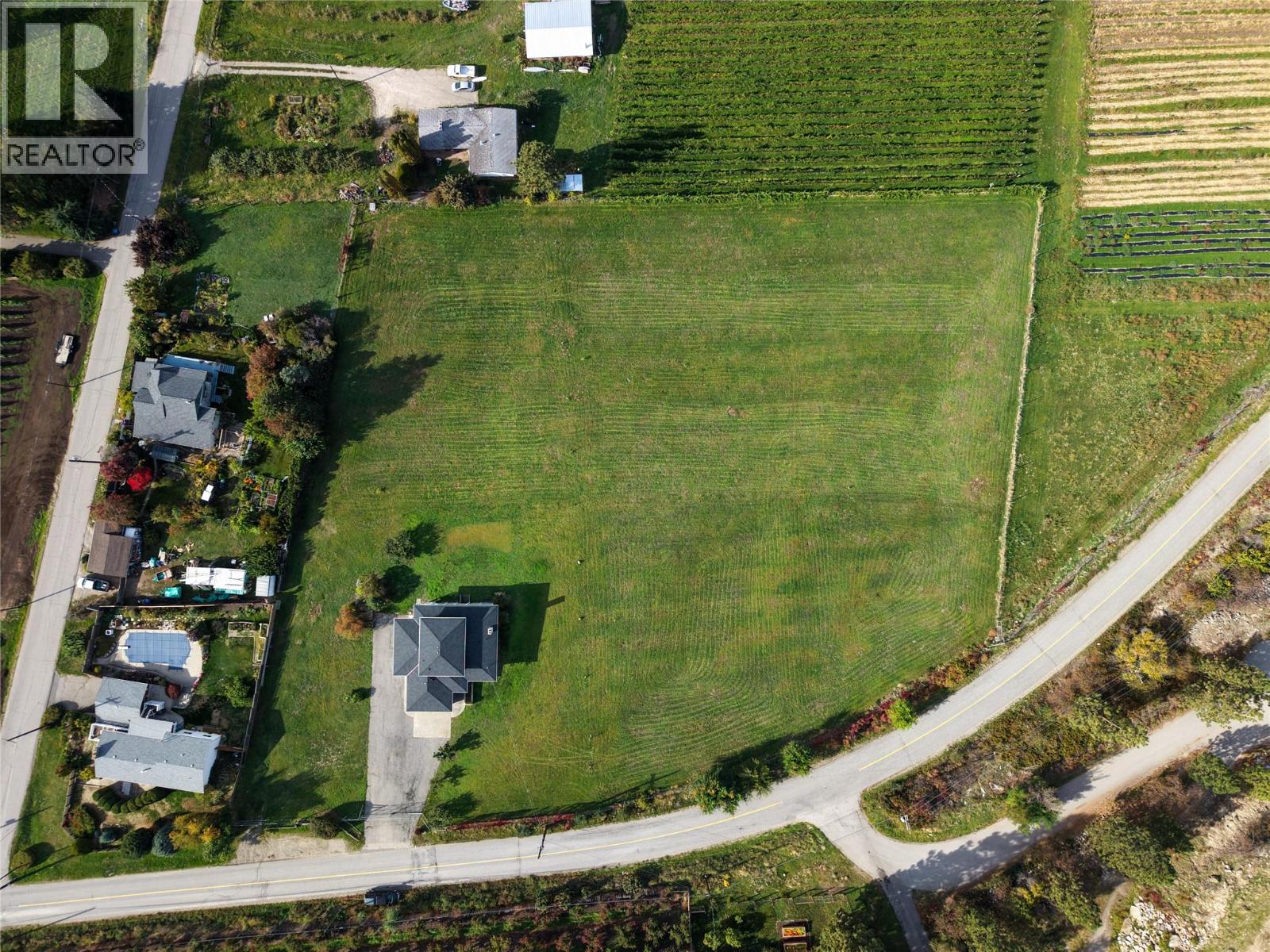 3925 North Naramata Road - 14