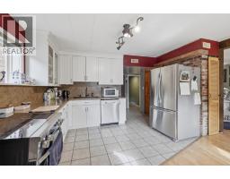 894 Mayne Road, Kamloops, BC V2B6H3 Photo 17