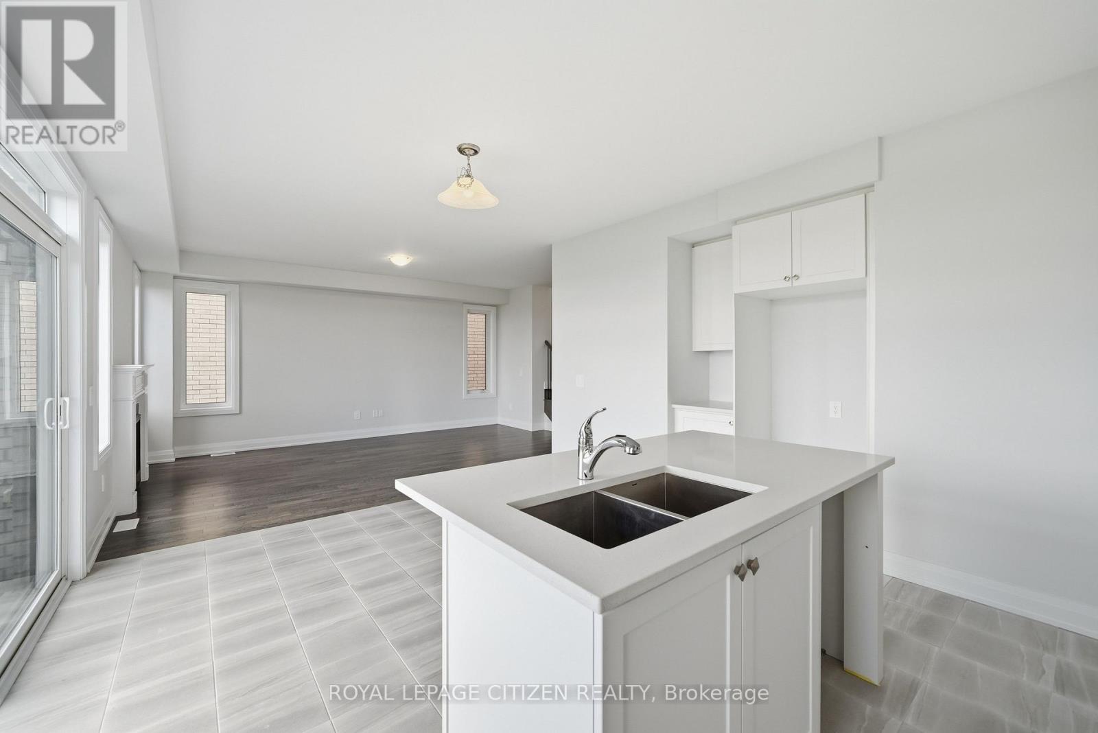72 BUTLER BOULEVARD - 20