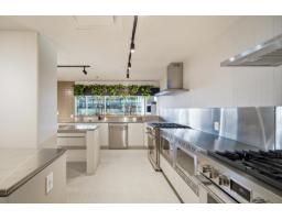 607 13573 98a Avenue, Surrey, BC V3T0X1 Photo 32