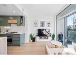 607 13573 98a Avenue, Surrey, BC V3T0X1 Photo 7