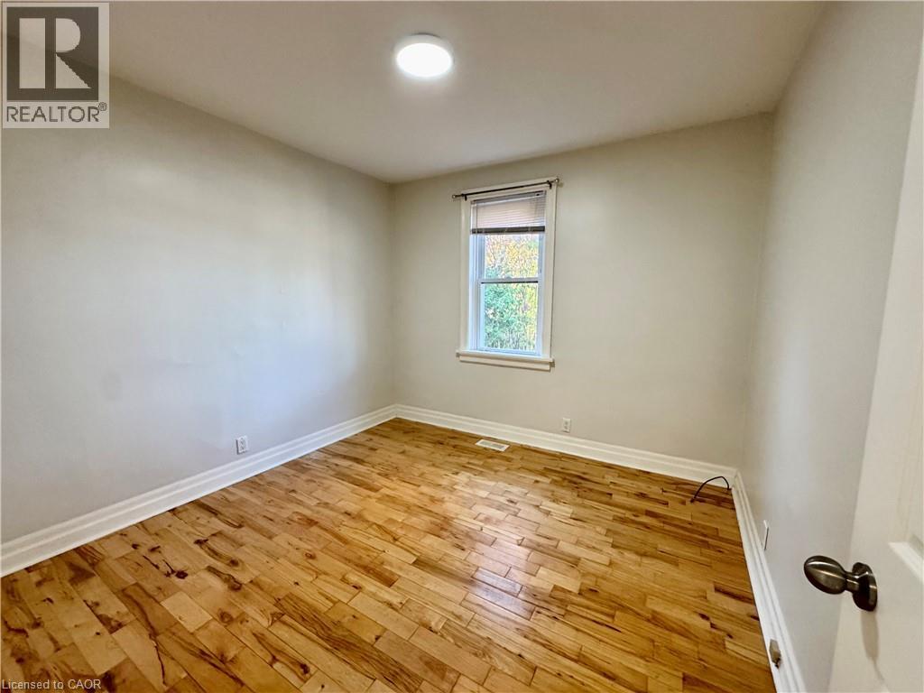 87 ALLEN Street W, Waterloo — photo 9