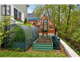 10 Oak Street, Trenton, NS B0K1X0 Photo 25