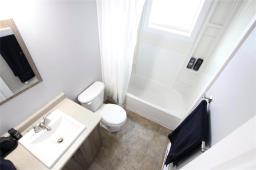 359 Dufault Drive, Ile Des Chenes, MB R0A0T0 Photo 6