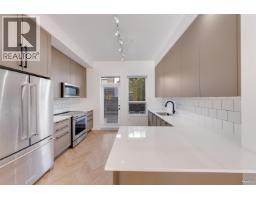 2 9739 University Crescent, Burnaby, BC V5A0E8 Photo 10
