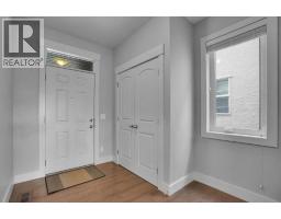 92 Masters Court SE - photo 2