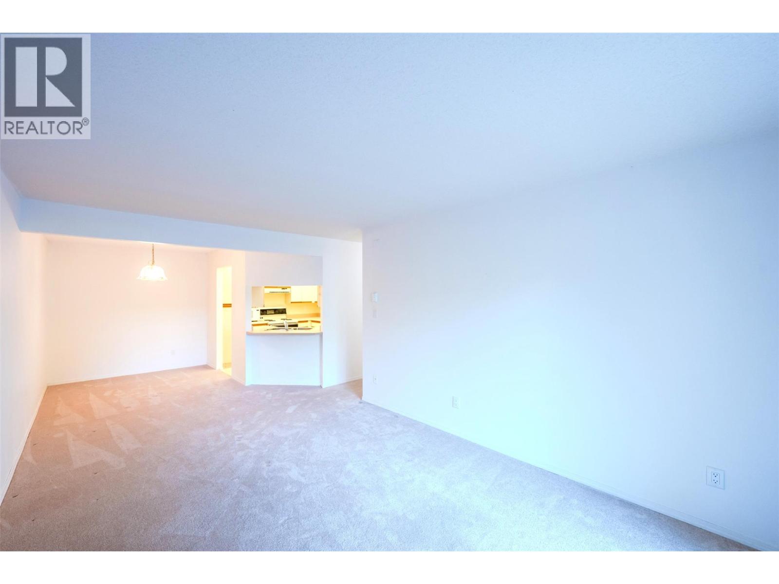 107 337 MCKINNEY Road, Oliver