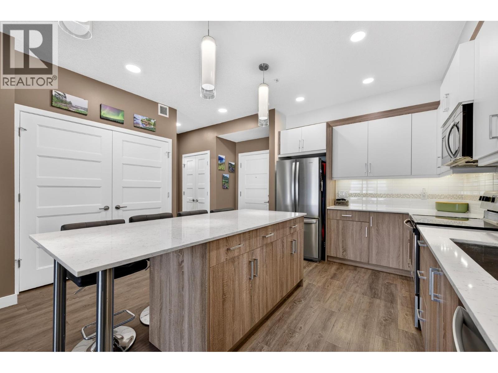 #1205 410 5TH Avenue S - 6
