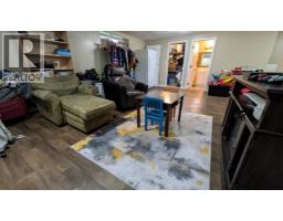 4421 74 Street, Camrose, AB T4V5C8 Photo 12