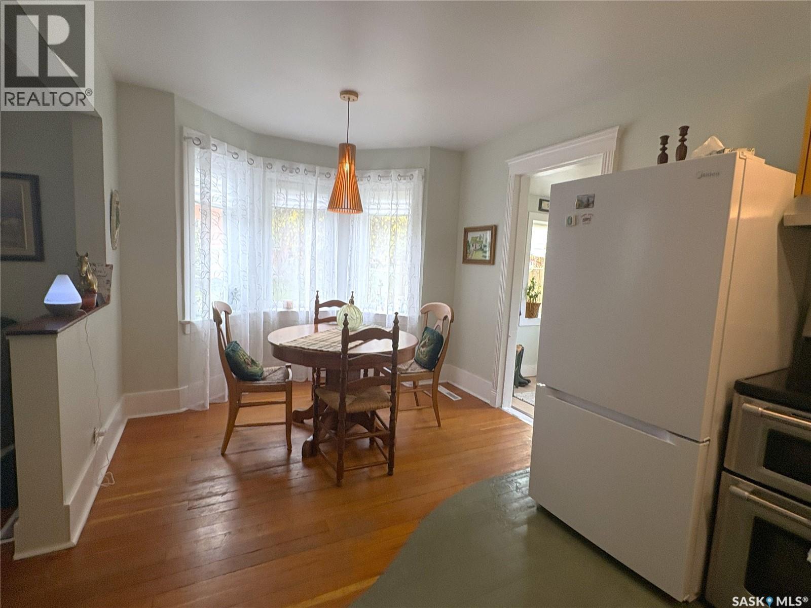 636 Mayer STREET, Bruno — photo 10