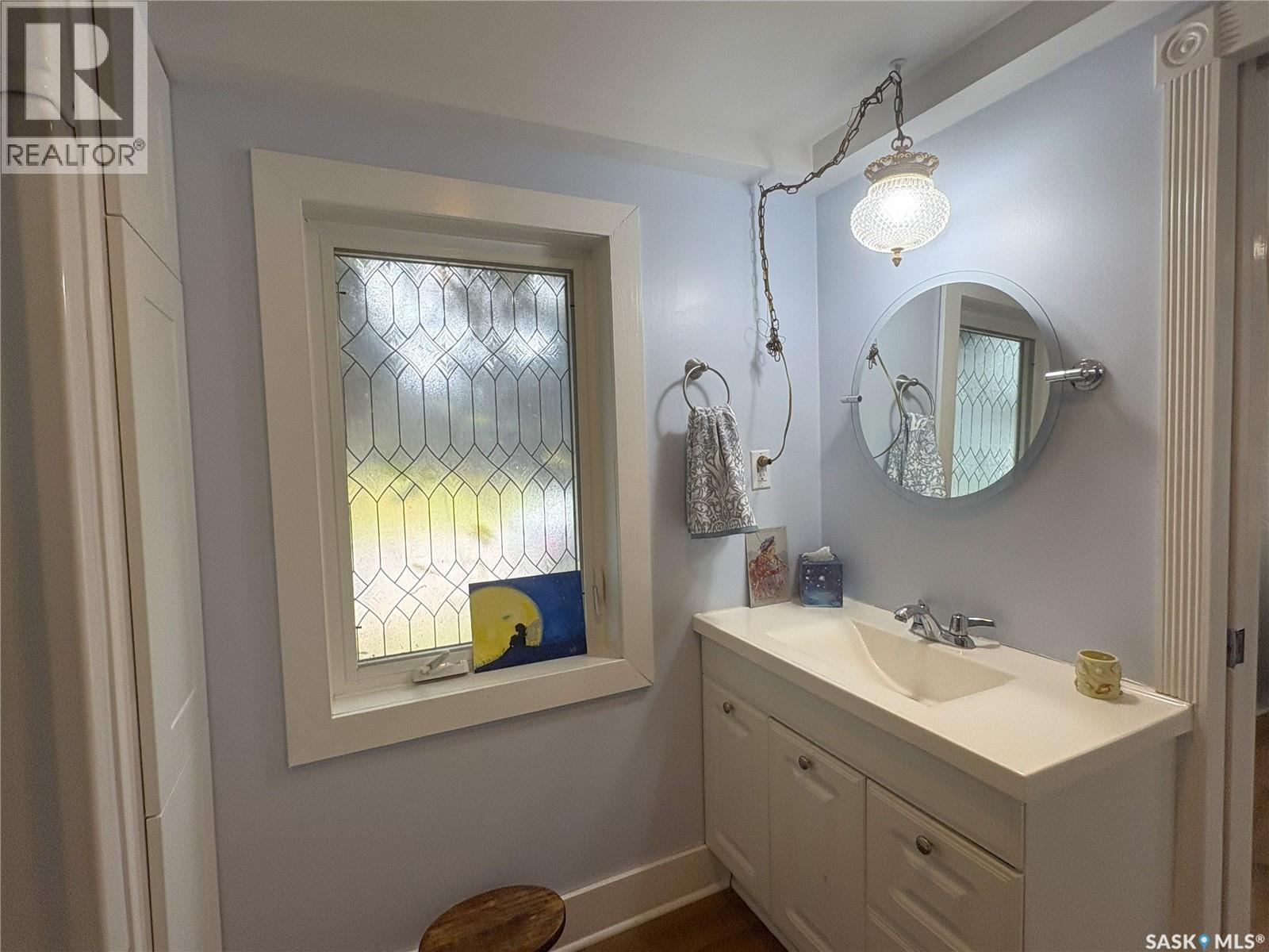 636 Mayer STREET, Bruno — photo 6