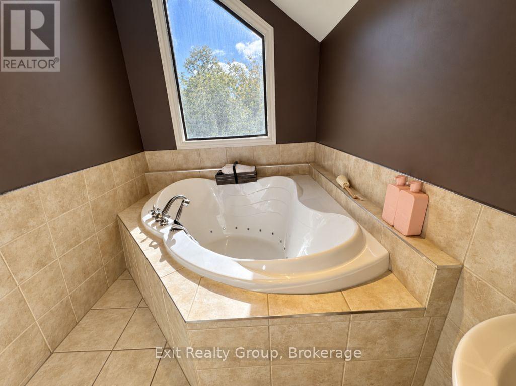 418 Wilson Road, Centre Hastings, ON photo 32