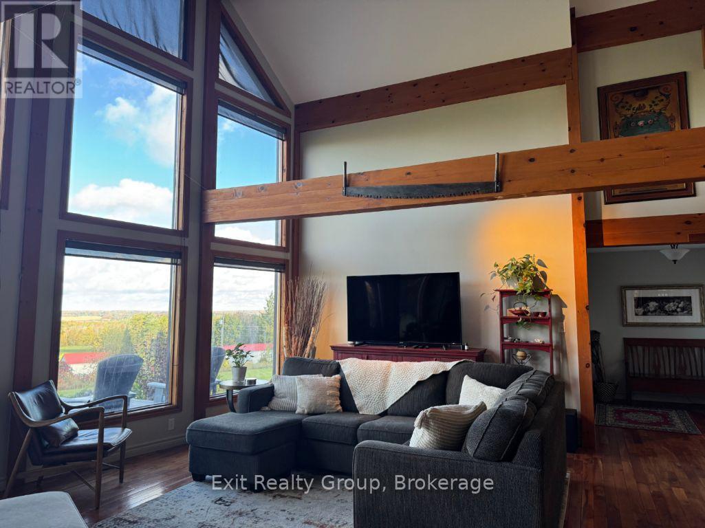 418 Wilson Road, Centre Hastings, ON photo 9