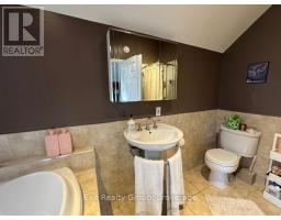 418 Wilson Road, Centre Hastings, ON K0K3E0 Photo 31