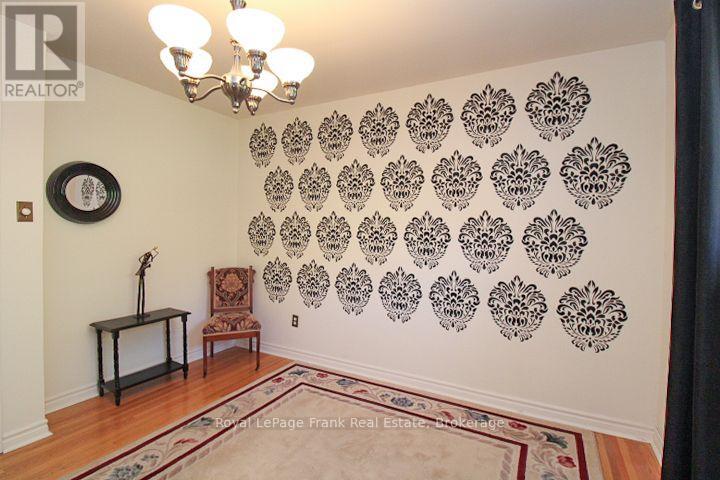 62 Springbrook Drive, Peterborough, ON photo 25