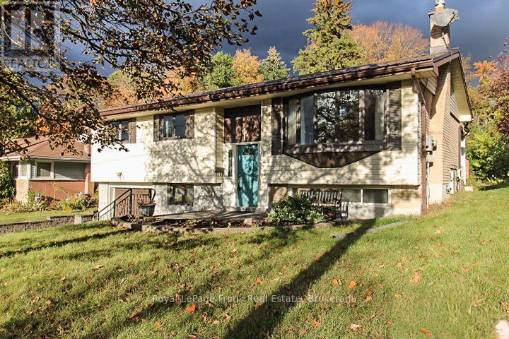 62 Springbrook Drive, Peterborough, ON photo 3