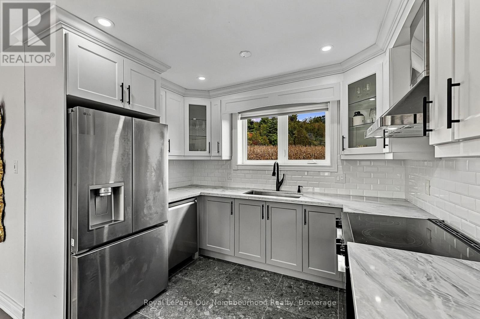 3543 Harwood Road — photo 15