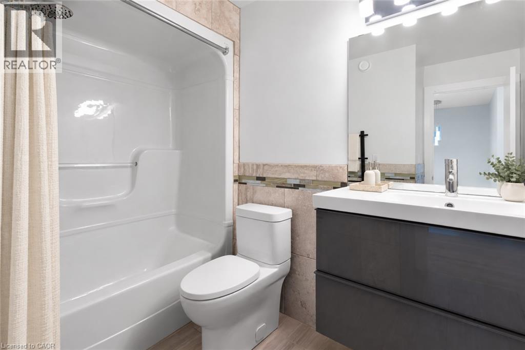 118 Brown Street — photo 30