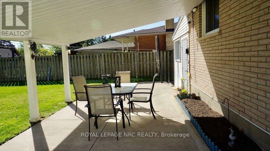 7030 Whitman Avenue — photo 39