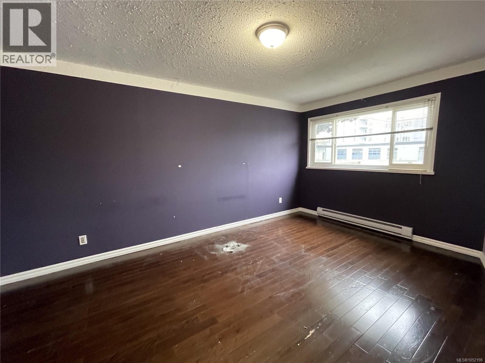2868 3rd Ave - 12