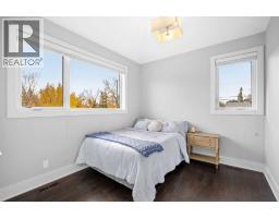 2750 26 Avenue SW - photo 37