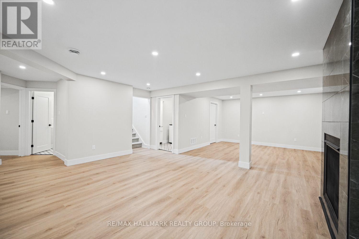 14 Kaymar Drive — photo 30