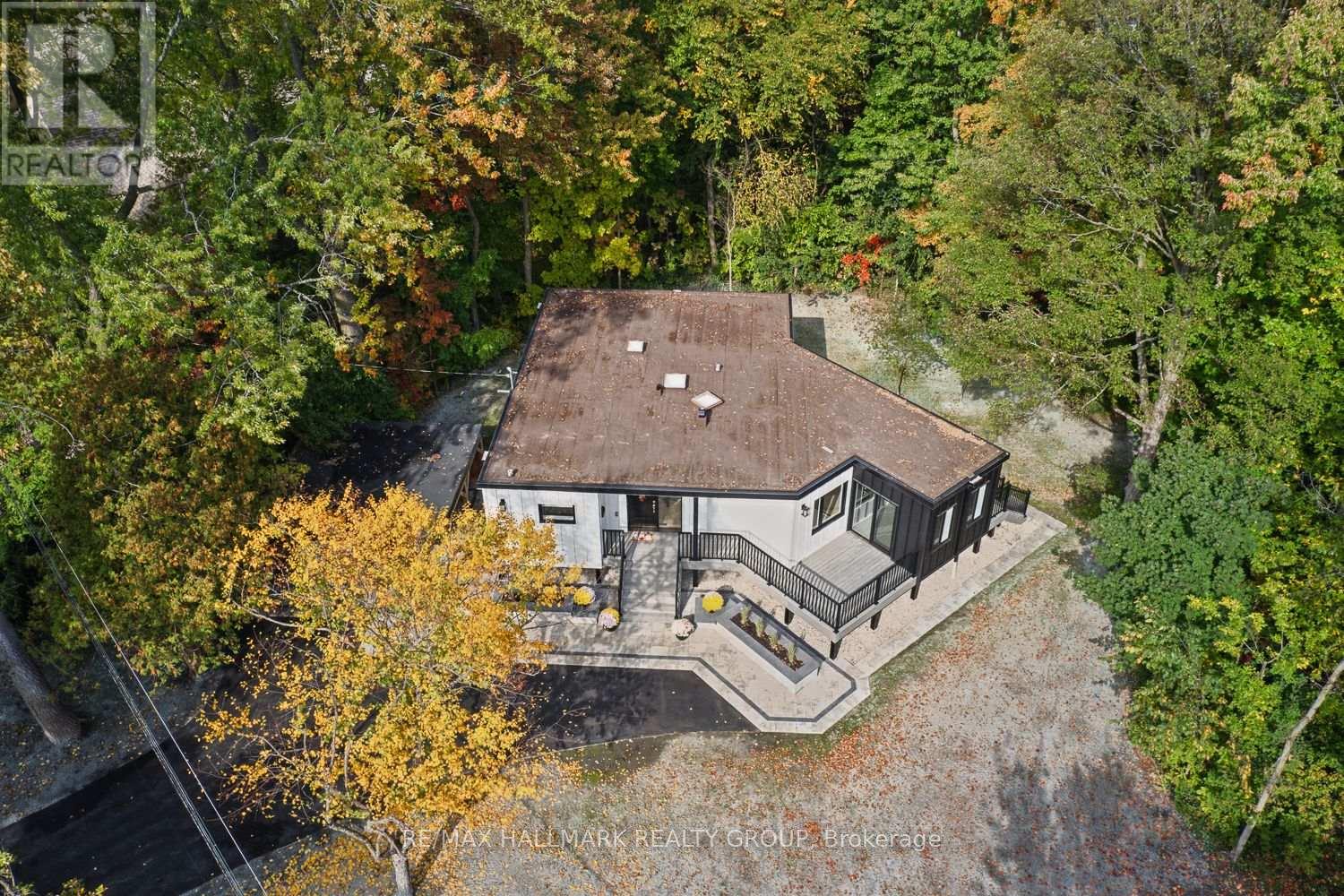 14 Kaymar Drive — photo 45