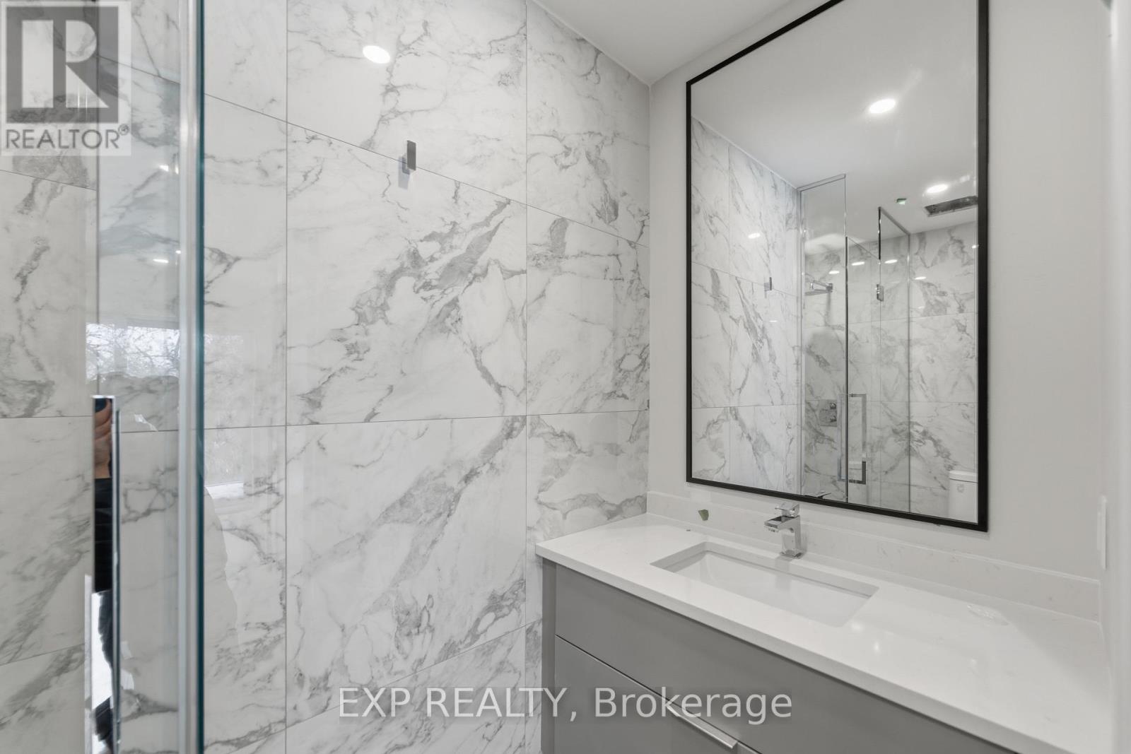 512 Roosevelt Avenue — photo 19