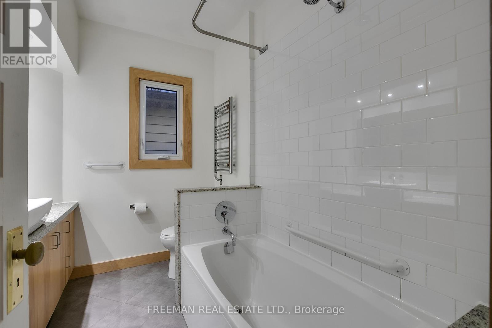 597 Palmerston Avenue — photo 27