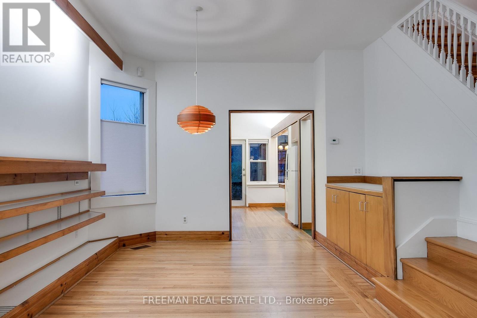 597 PALMERSTON AVENUE, Toronto (Annex) — photo 8
