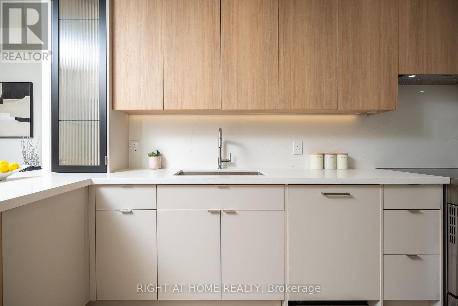 356 WOODFIELD ROAD - 15