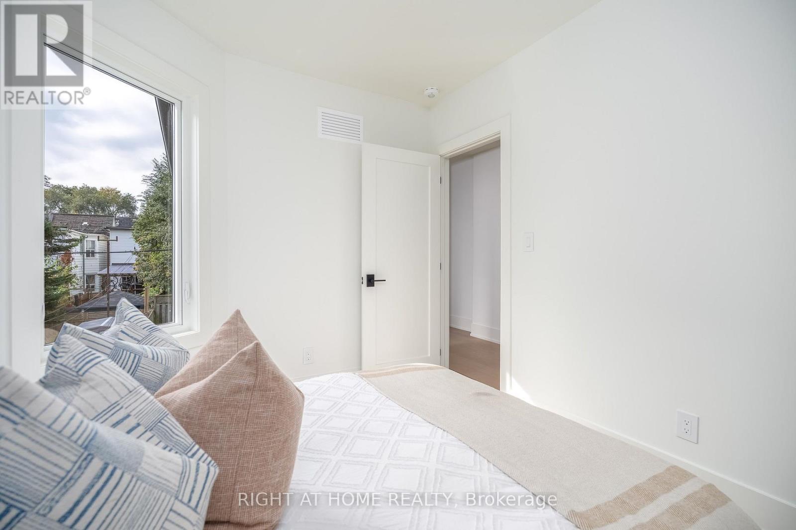 356 Woodfield Road — photo 29