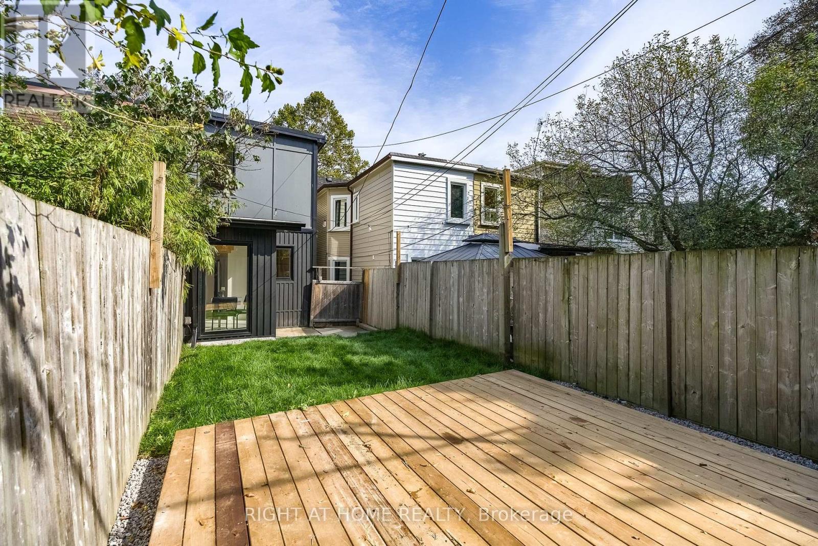 356 Woodfield Road — photo 44