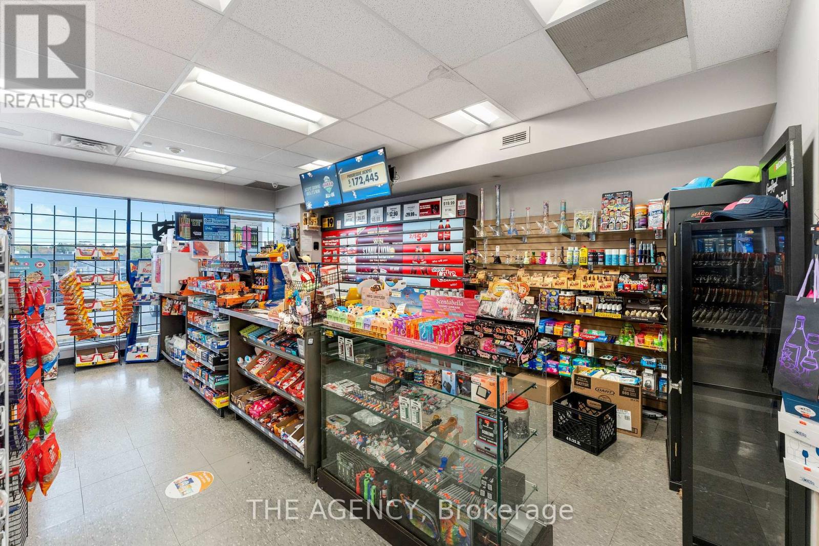 1339 King Street East — photo 27