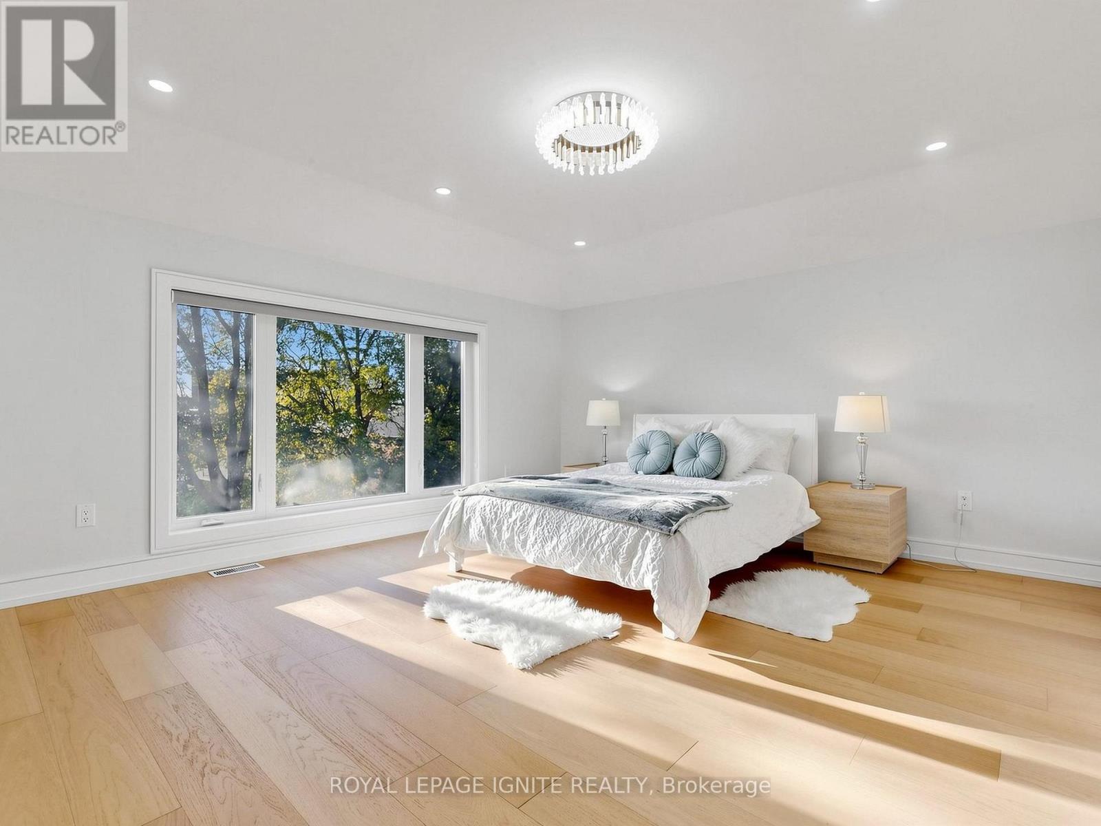 52a Robinson Avenue — photo 32