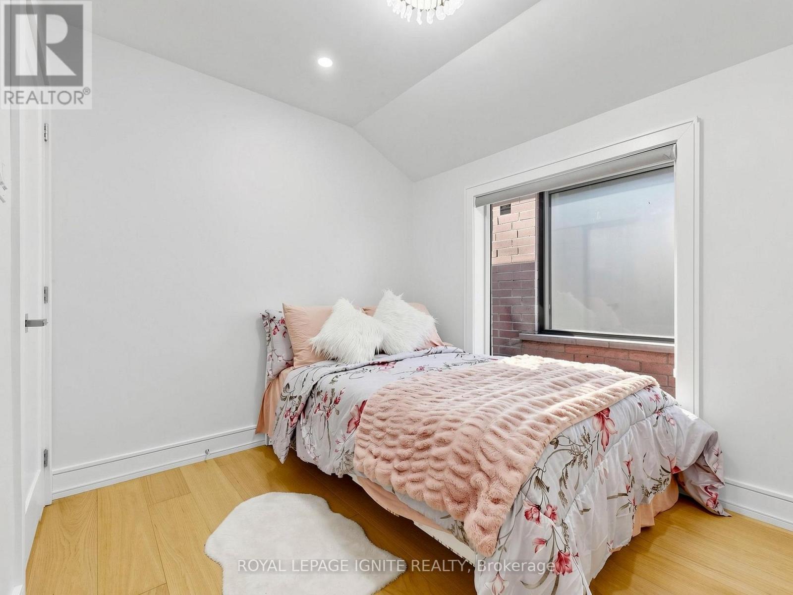 52a Robinson Avenue — photo 38