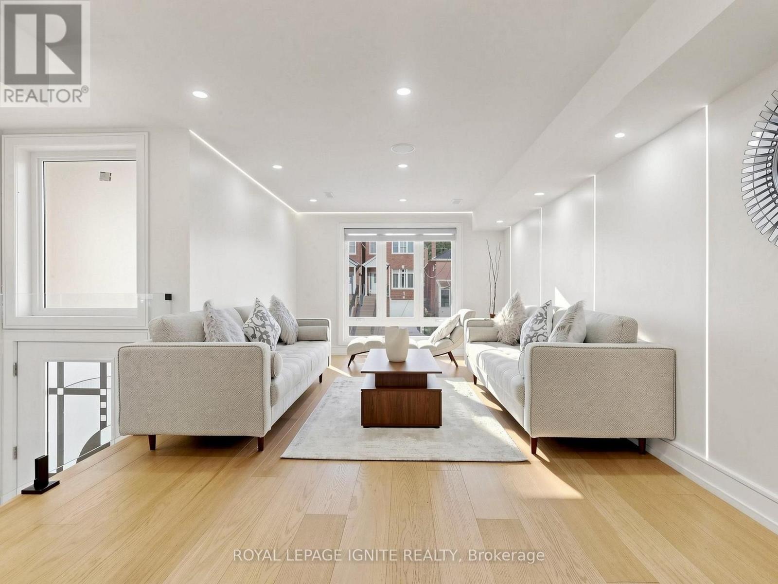 52A ROBINSON AVENUE, Toronto (Oakridge) — photo 5