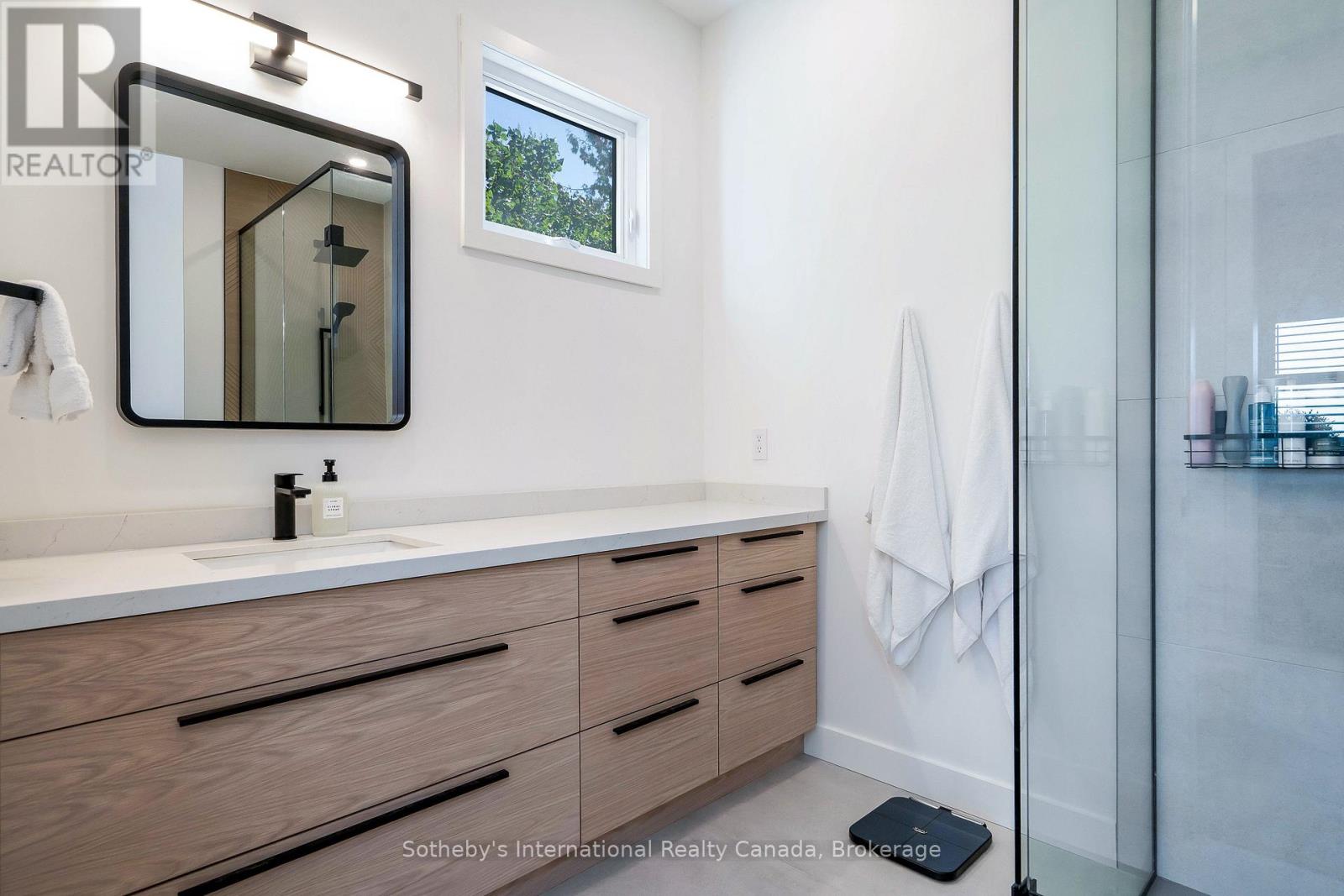 13 Cherry Street — photo 24
