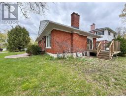 1 & 2 - 1627 Chaucer Avenue, Ottawa, ON K1G0R7 Photo 24