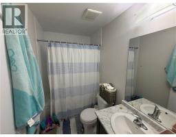 25 Sumac Drive, Caledonia, ON N3W0C2 Photo 11